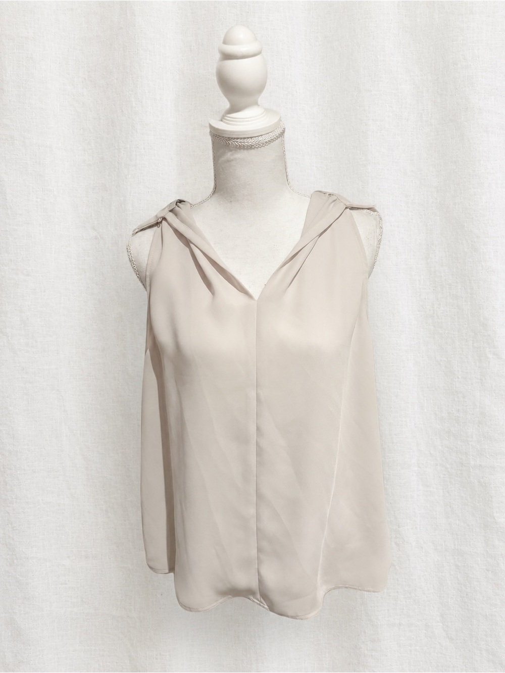 Aritzia Sleeveless V-Neck Camisole in Light Beige
